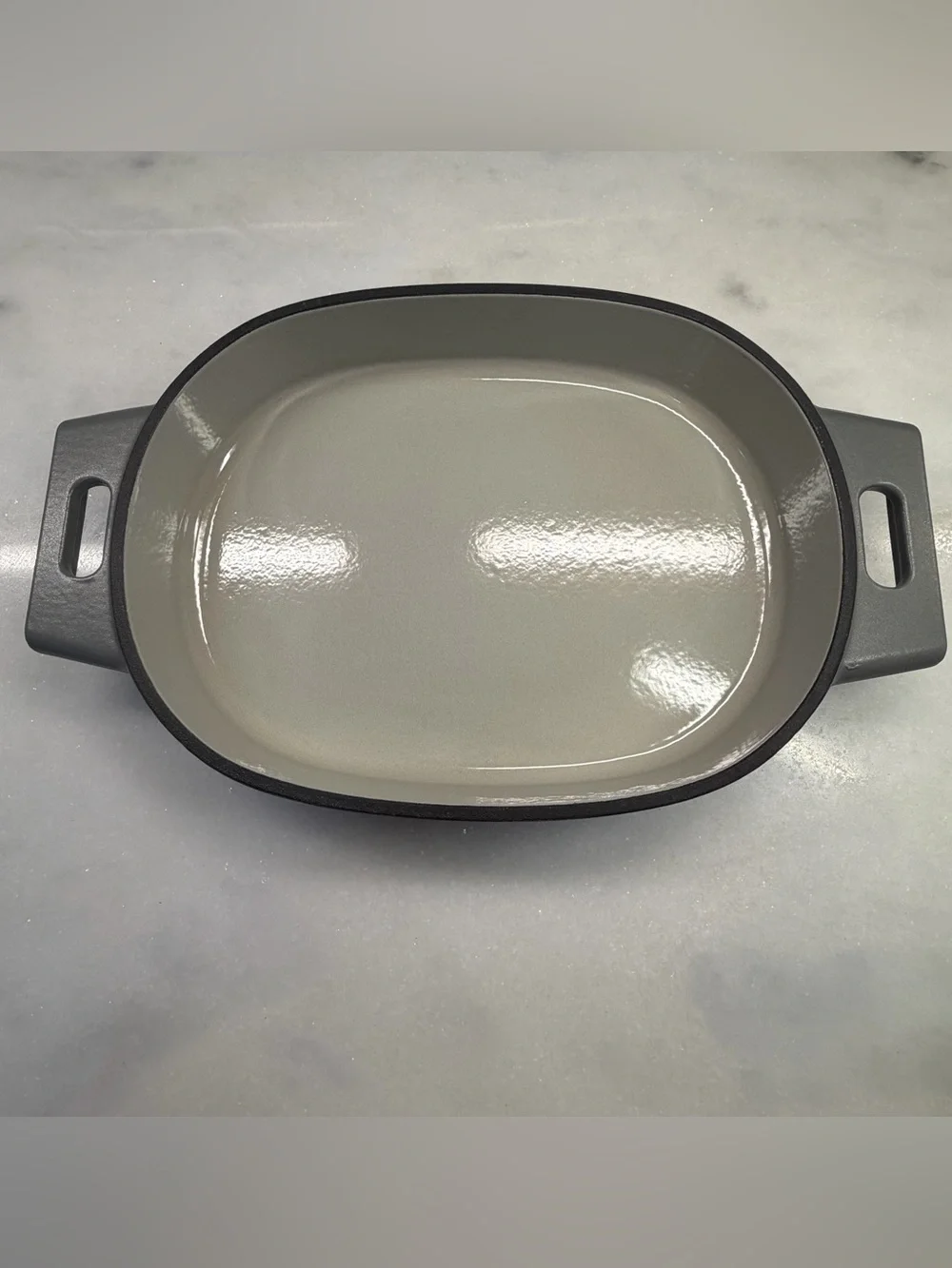 Pampered Chef Gray and Black Oval Covered Casserole Dish